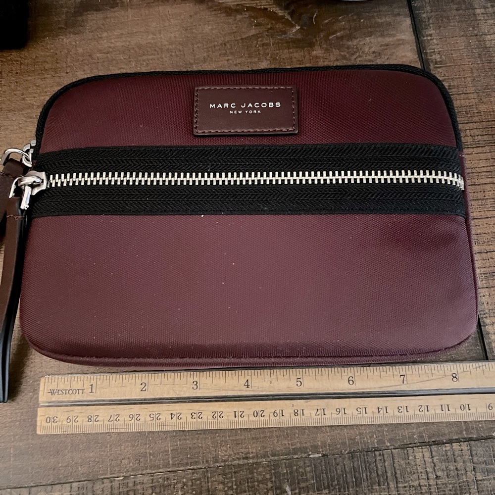Marc Jacobs Zippered Pouch - Picture 5 of 12